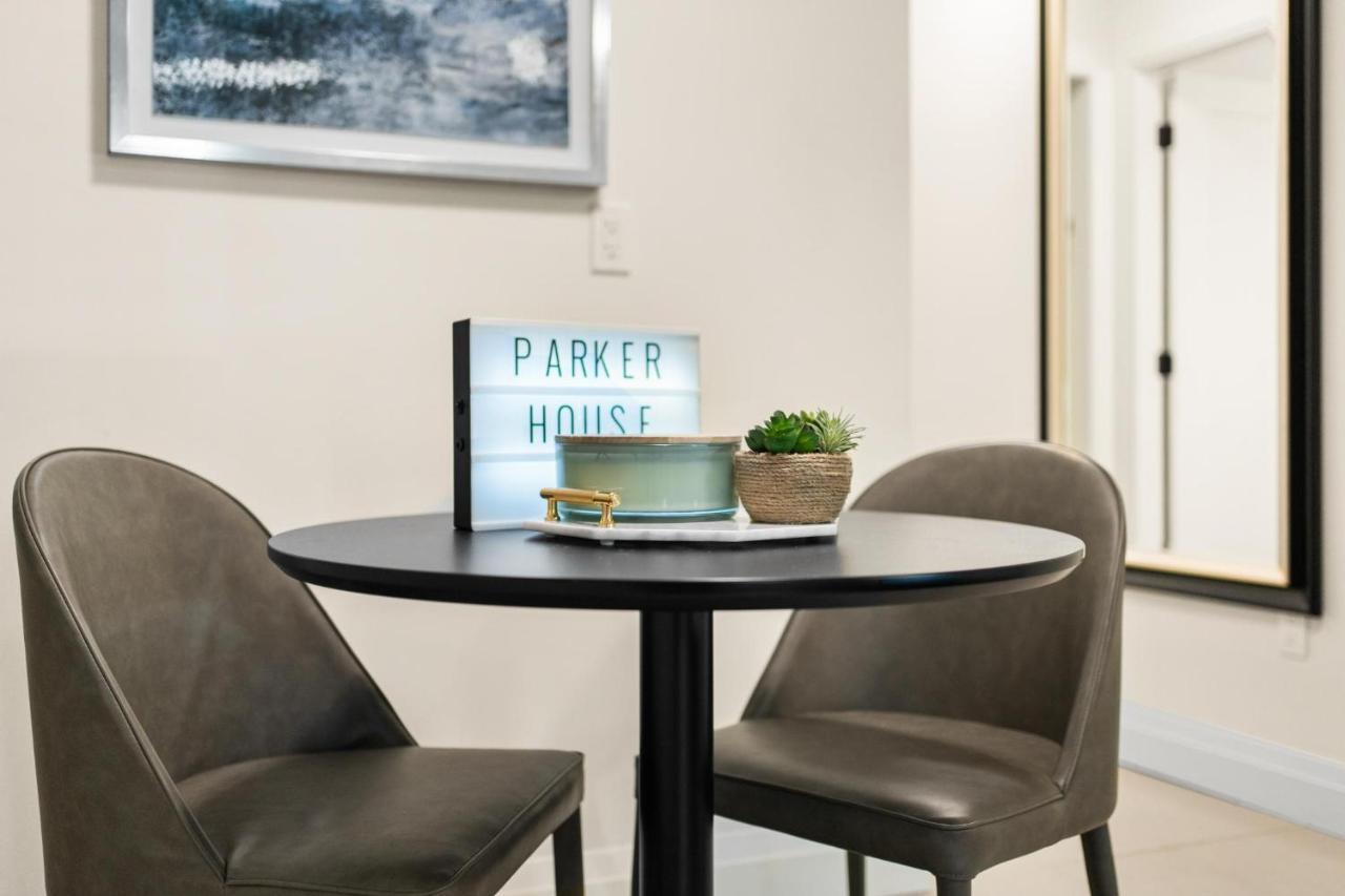 Вилла Parker House Ванкувер Экстерьер фото
